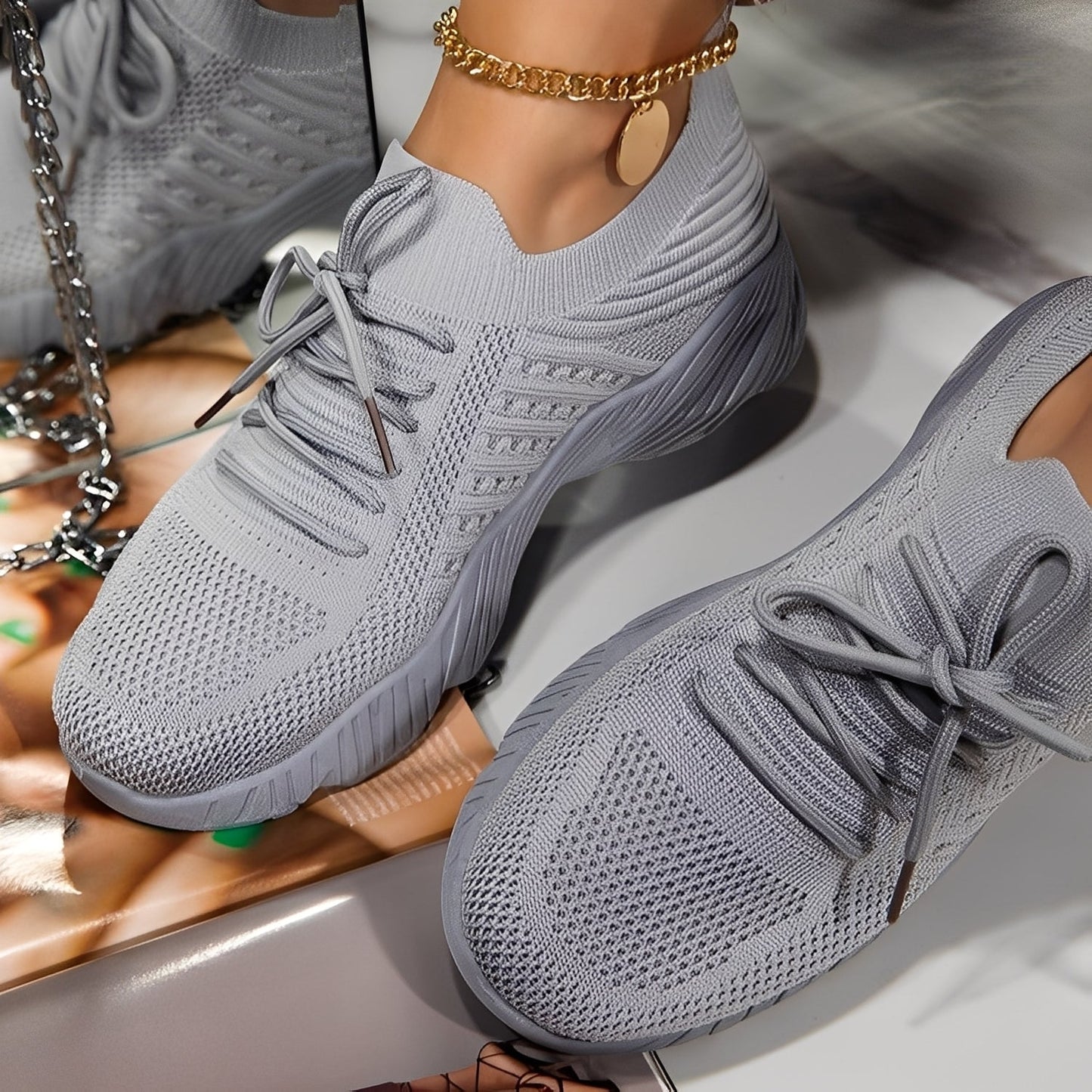 Eleanore - Γυναικεία αθλητικά με χοντρές λαστιχένιες σόλες