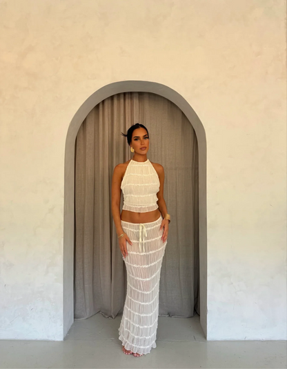 Siria – Σετ Δύο Κομματιών με Τοπ Halter και Μάξι Φούστα