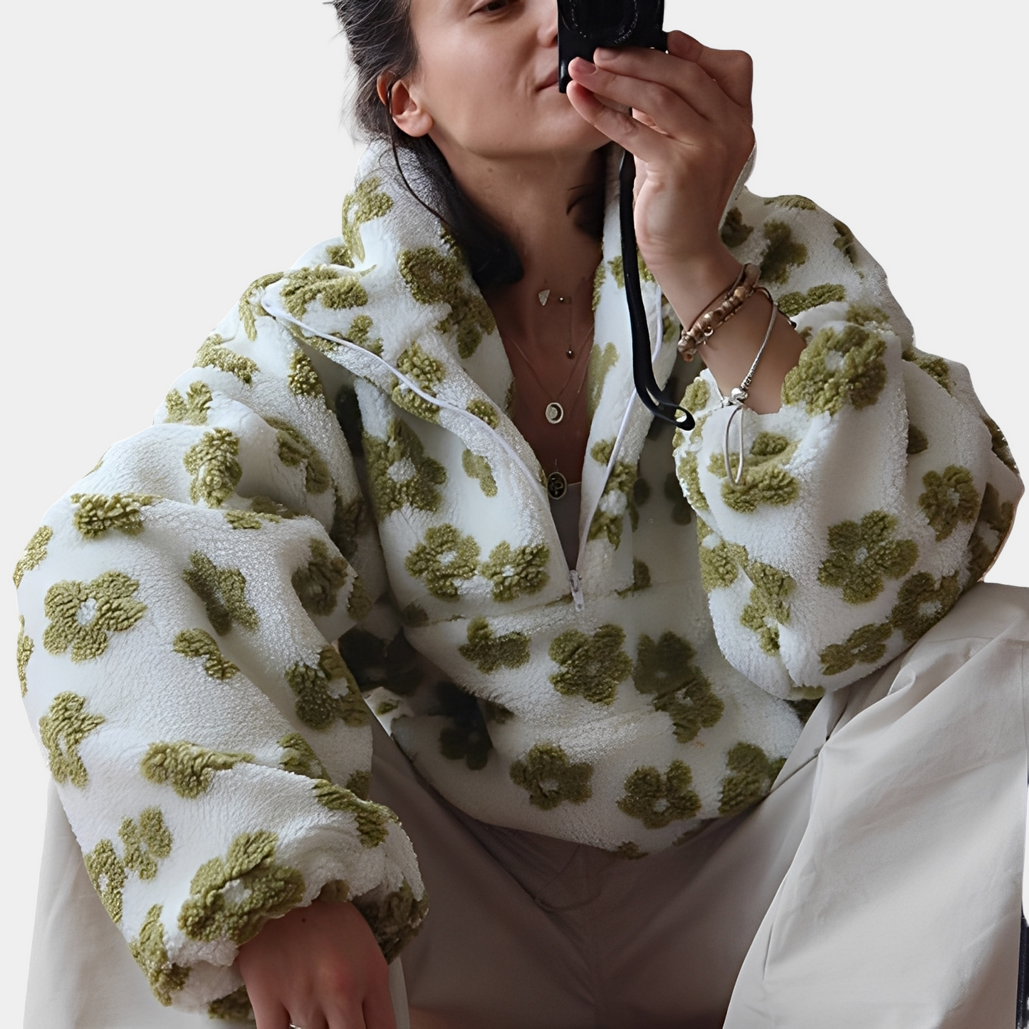 Elizabeth - Κομψό γυναικείο πουλόβερ Sherpa με λουλουδάτο σχέδιο