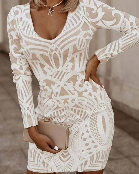 Adeline – Στενετό Μικροφόρεμα με V Λαιμόκοψη